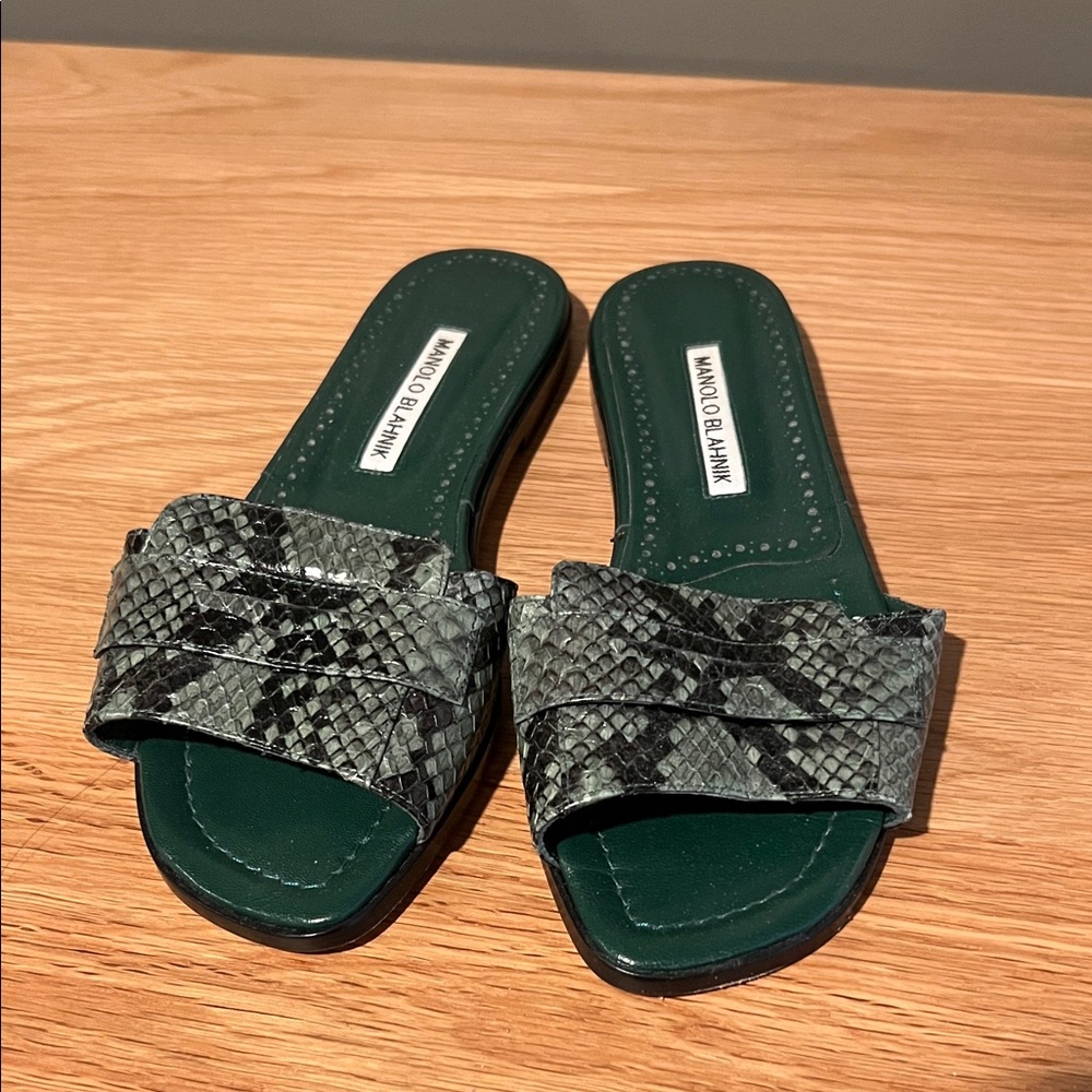 Manolo Blahnik Dark Green Snakeskin Sandals (new - never worn) w box